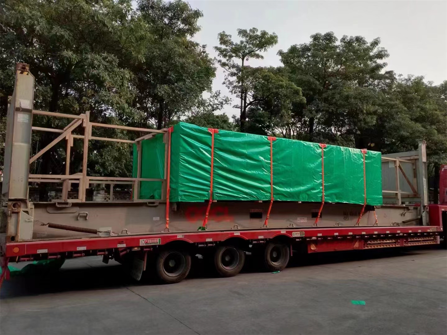 东莞设备出口防雨木箱打包